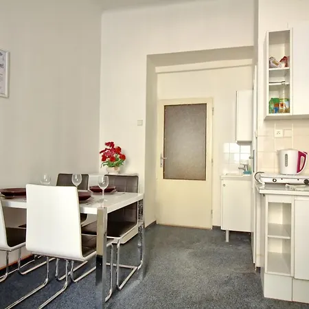 Palmovka Apartman Prága