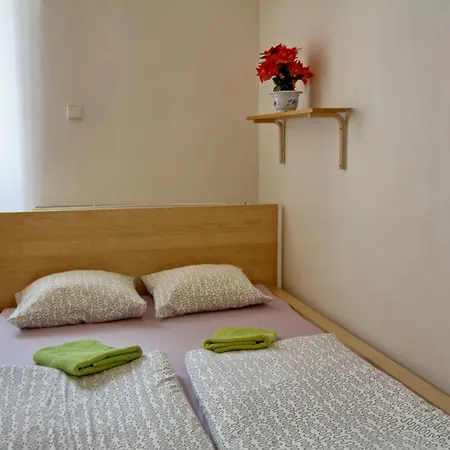 Palmovka Apartman Prága