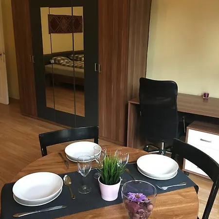 Palmovka Apartment